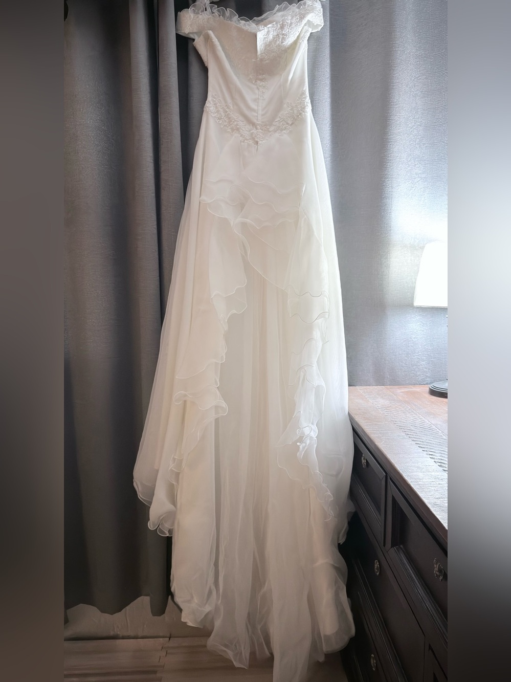 Wedding Dress - Picture 7 of 17